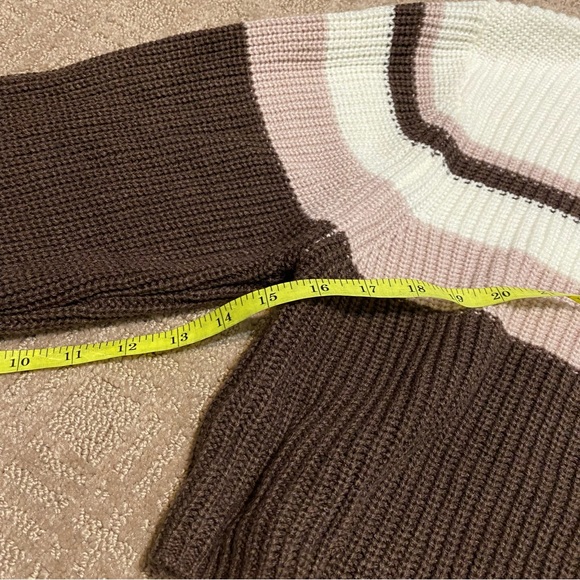 {Garage} Multi Color Knit Cropped Sweater Size Large - Picture 11 of 14